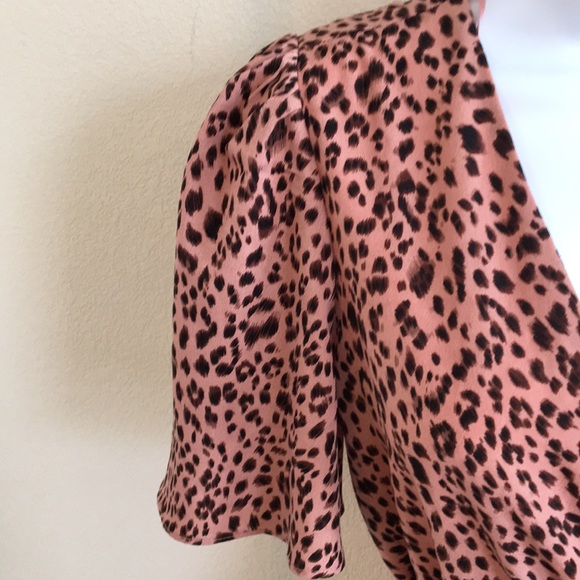 NWOT gorgeous leopard print dress - Picture 9 of 9